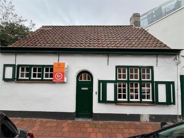 Charmante en gezellige vrijstaande woning is gelegen op een boogscheut van oud Knokke en de Lippenslaan