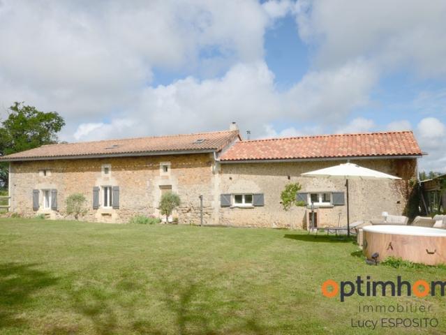 Charmante Ferme à Vendre – Cherves Châtelars, Charente