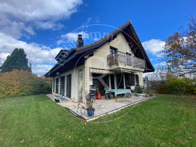 Charmante freistehende Villa 5 Minuten von Marly entfernt