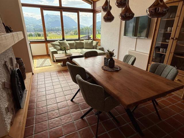 Charmante Freizeitwohnsitz Wohnung mit Kaiserblick in Kössen, Bezirk Kitzbühel