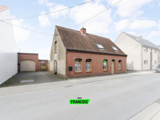 Charmante halfopen bebouwing met ruime tuin 1.082m² en 3…