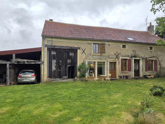 CHARMANTE MAISON AU CALME