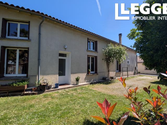 Charmante maison avec grand jardin arboré – 3/4 chambres – Proche Chevanceaux et 1h de Bordeaux