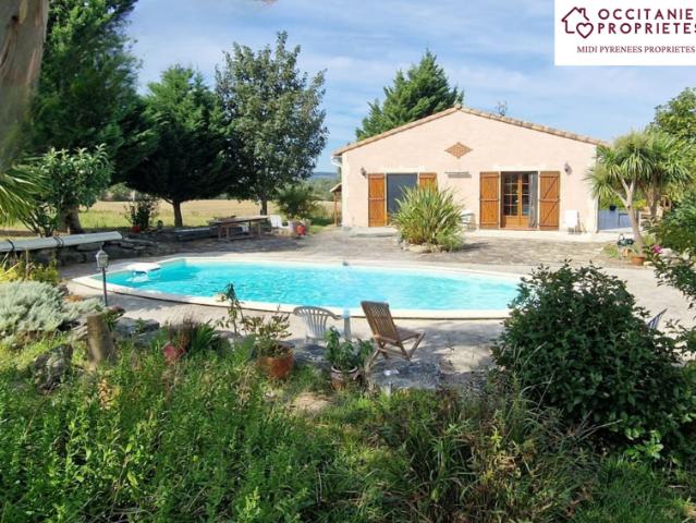 Charmante maison avec piscine et vue imprenable