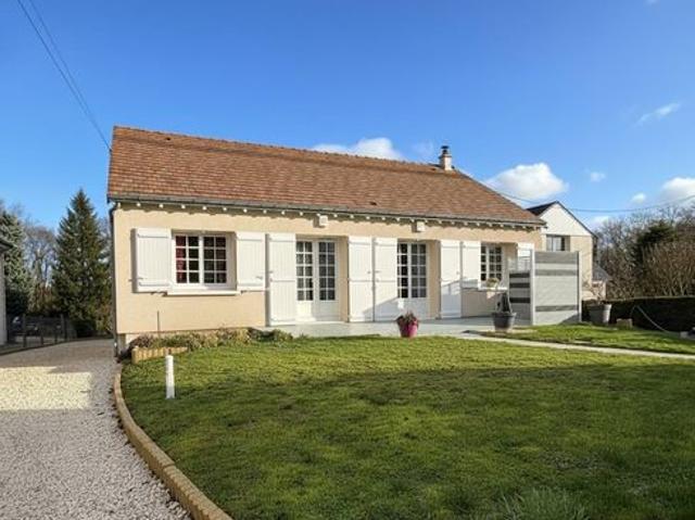 Charmante maison avec un grand jardin proche du bourg de VEIGNE