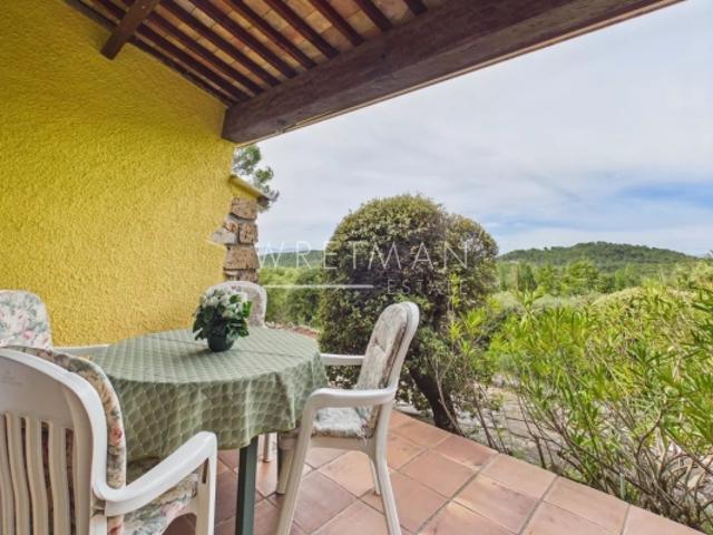 Charmante maison avec vue Tourtour