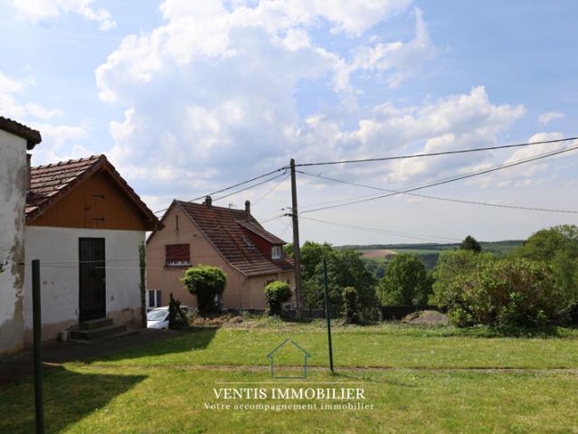 Charmante maison à rénover 5 ares de terrain Vue dégagée