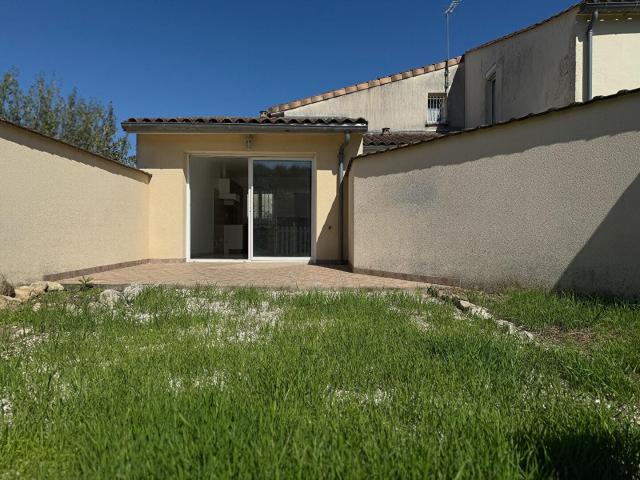 Charmante Maison à Vendre à Saint Seurin de Cursac ! 75m² Blaye