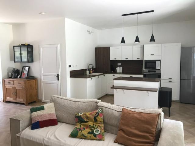 CHARMANTE MAISON à vendre 6 pièces MONTBELLET 71