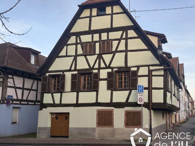 Charmante maison alsacienne au coeur de la ville de Sélestat avec garage !