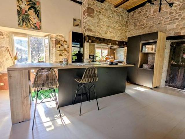 Charmante maison ancienne à Cougousse moins de 20 min de Rodez et à 5 min de Marcillac Vallon