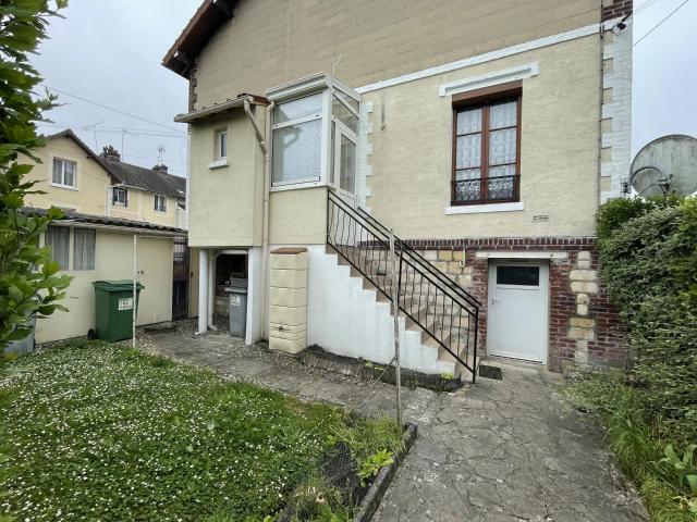 Charmante maison appartement avec jardin!