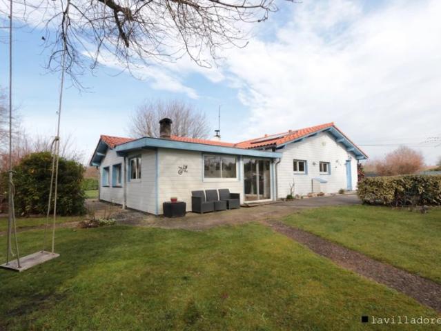 Charmante maison bois de 119m2 avec dépendance aménagée de 42m2