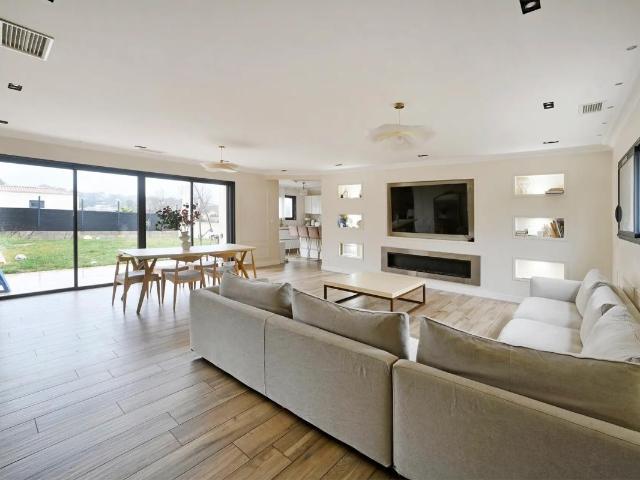 Charmante maison contemporaine à Poulx