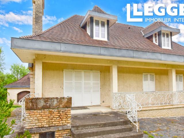 Charmante maison contemporaine de 3 chambres et dépendances, proximite pittoresque ville médiévale Turenne