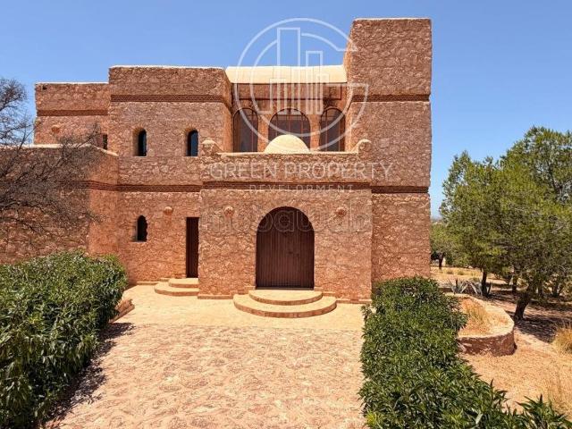 Charmante maison d’hôtes en pierre avec L'AVNA