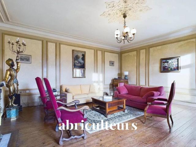 Charmante maison de maître avec vue sur la Charente – 370 m² Luxé