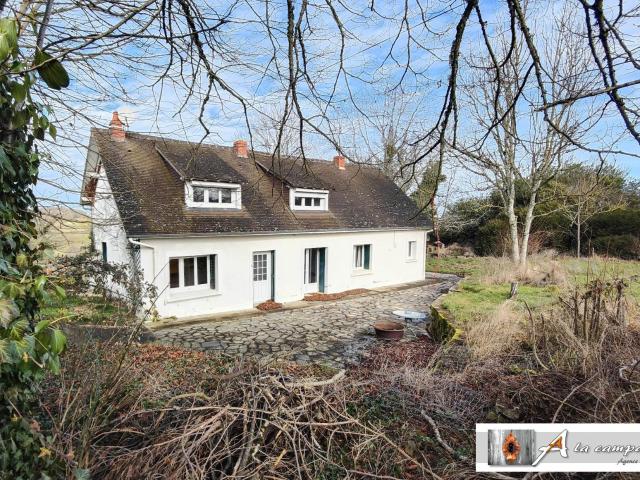 Charmante maison de campagne au calme, avec son terrain et s. 142m² Lapeyrouse
