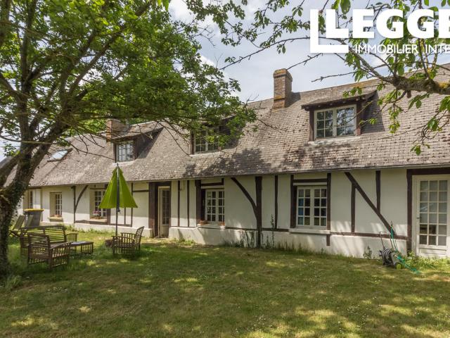 Charmante maison de campagne à rénover avec beau potentiel