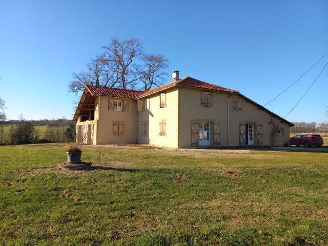 Charmante maison de campagne 277m² Mirande