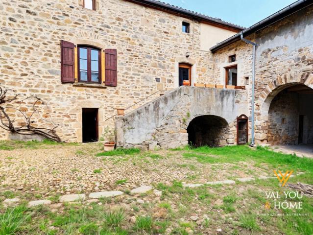 Charmante Maison de Caractère – Ancien Corps de Ferme, Calme