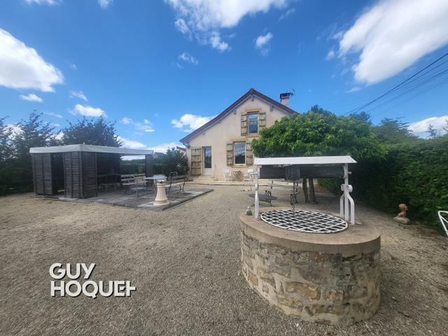 Charmante maison de caractère avec terrain paysagé et dépend. 119m² Palinges