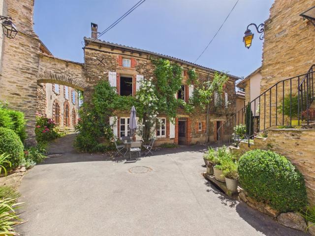 Charmante maison de caractère en bord de rivière 108m² Albi
