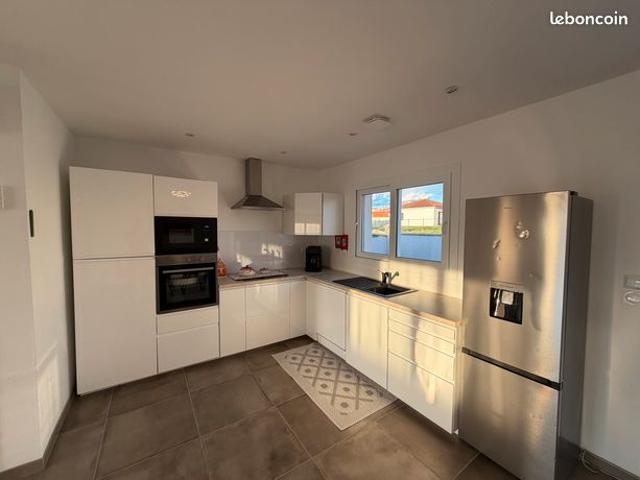 Charmante maison de plain pied 95 m2 sur 591 m2 de terrain