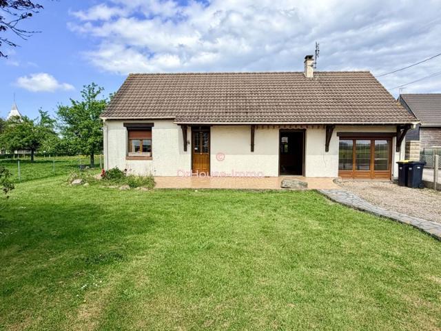 Charmante maison de plain pied au cœur de Saint Nicolas d'Aliermont avec beau terrain