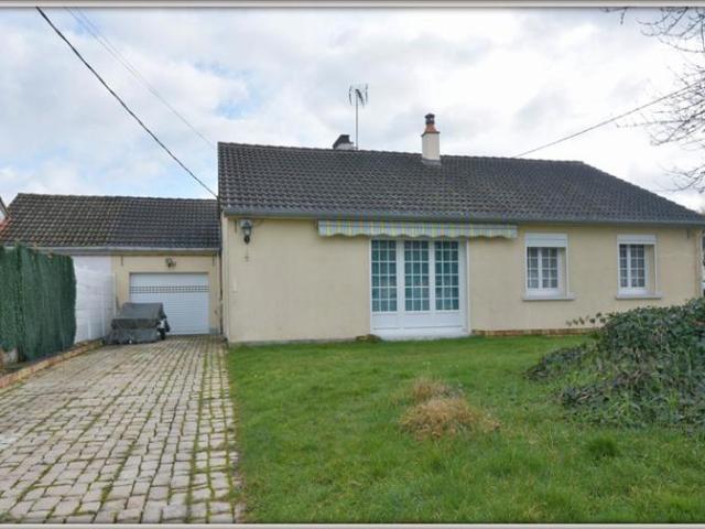 Charmante maison de plain pied avec garage ? Environnement calme