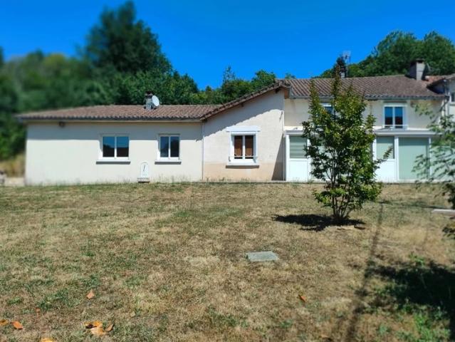 Charmante maison de village à Vayres, 5 chambres