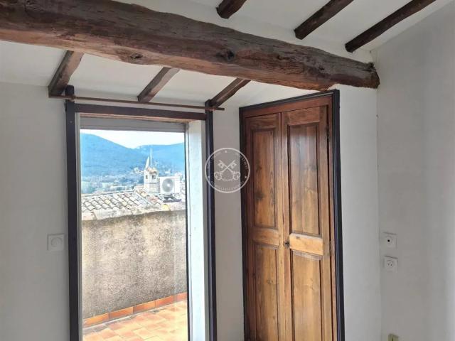 Charmante maison de village à Bagnols en Forêt T3 de 61m2 61m² Bagnols en Forêt