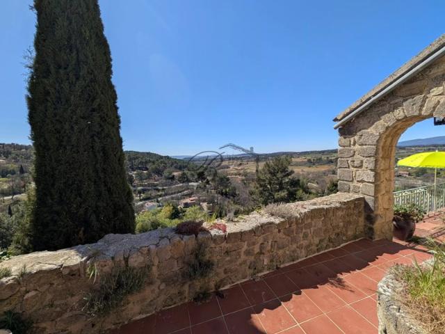 Charmante maison de village à Grambois, 144 m², vue superbe