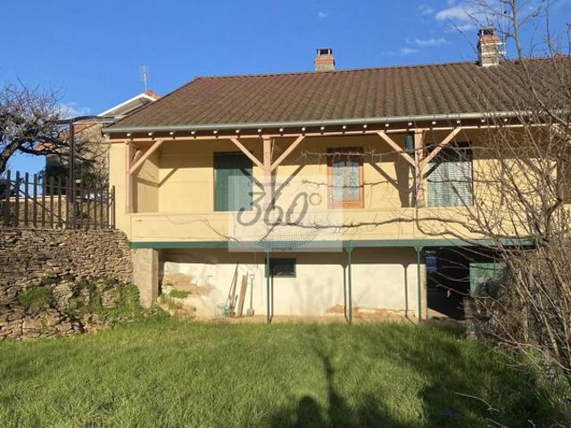 Charmant appartement dans maison à Mazille: 2 chambres avec jardin