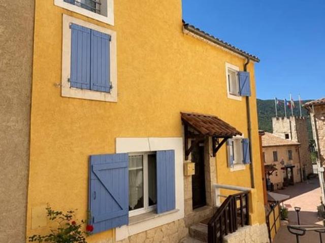 Charmante maison de village à Saint Auban