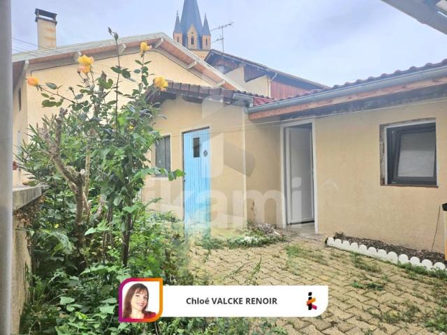 Charmante maison de village avec cour ensoleillée et grand g
