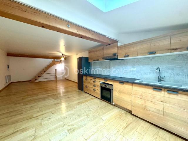 Charmante maison de village de 80 m2 2 chambres, terrasse et dressing