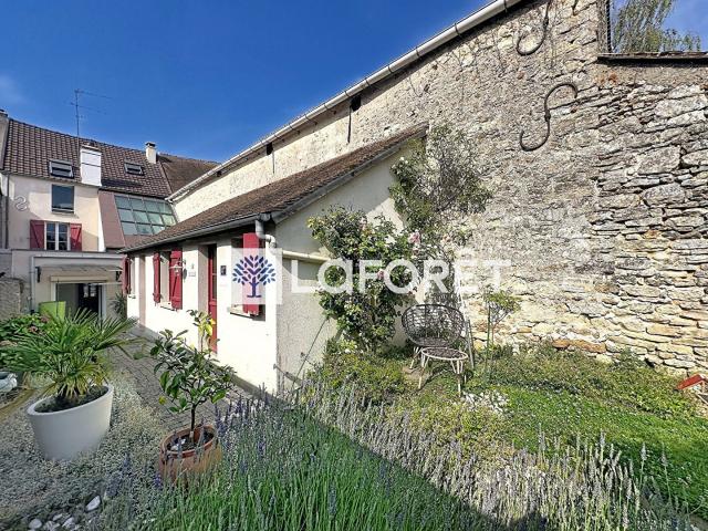 Charmante maison de village de caractère au coeur de Feucher. 125m² Feucherolles