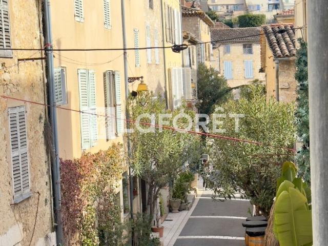 Charmante Maison de village en plein coeur de Valbonne 105m² Valbonne