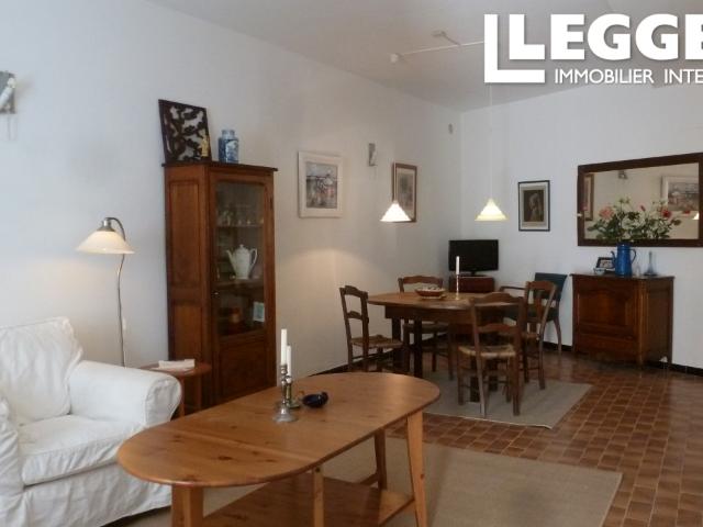 Charmante maison de village T4 de caractère, 2 sde, grande terrasse avec vues, petite remise, proche canal
