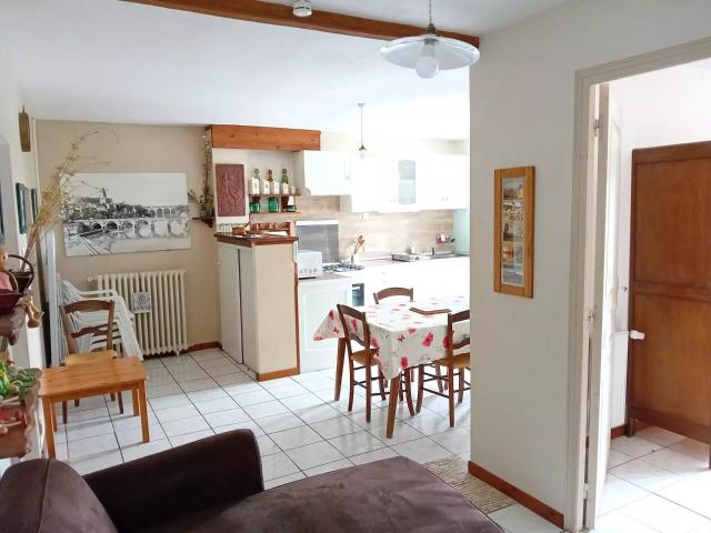 Charmante maison de ville à Carmaux, 99 m², 2 chambres
