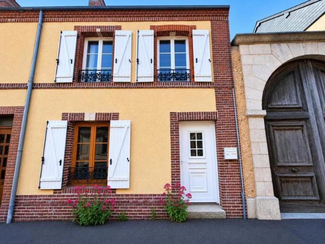 Charmante maison de ville de 67 m² avec courette
