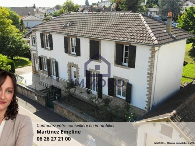 Charmante maison de ville F6
