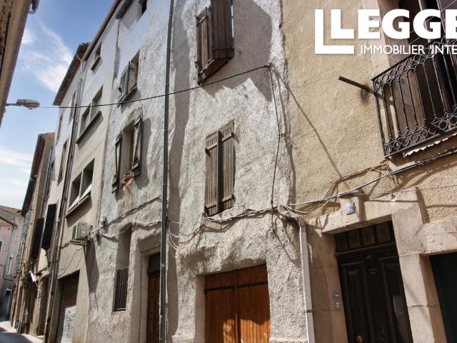 Charmante maison de ville, 3 chambres et garage au cœur de Clermont l'Hérault avec les commodités à pied