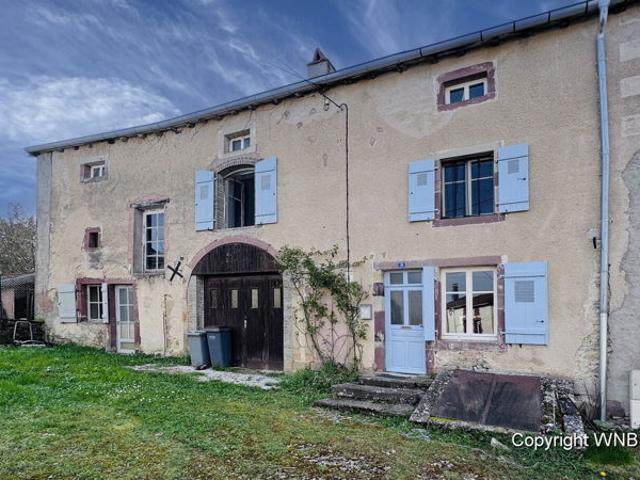 Charmante Maison de 140 m² avec Jardin Arboré à Vauvillers