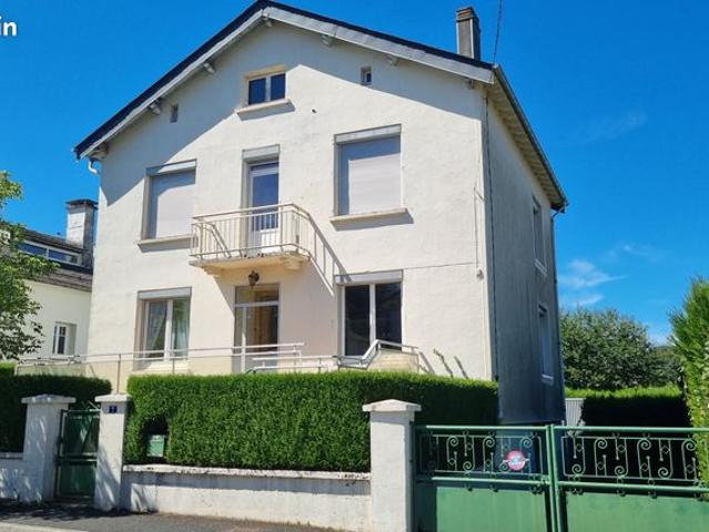 Charmante maison de 1953 à deux pas des commodités