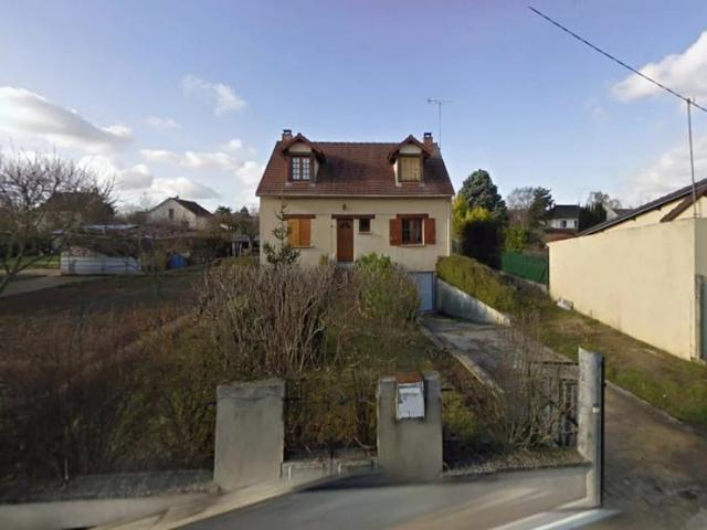 Charmante maison de 112 m² avec vie de plain pied et sous sol total