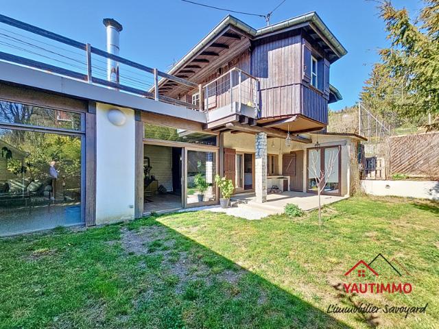 Charmante maison de 113 m2 à Lucinges Haute Savoie À deu