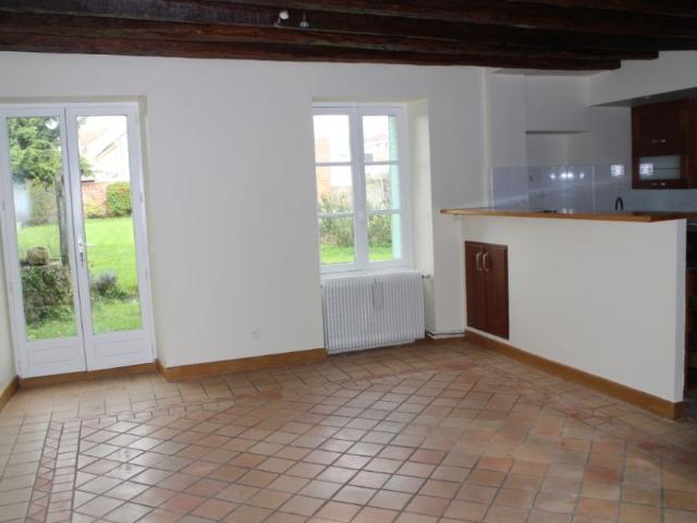 Charmante maison de 119.34 m2 avec grand jardin dans Montigny