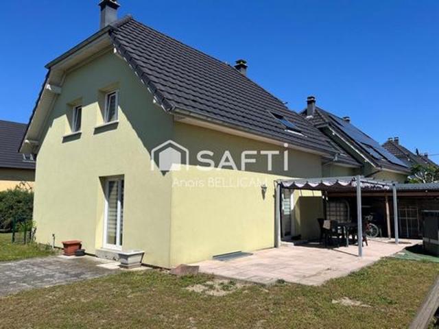 Charmante Maison de 130 m² avec garage et sous sol